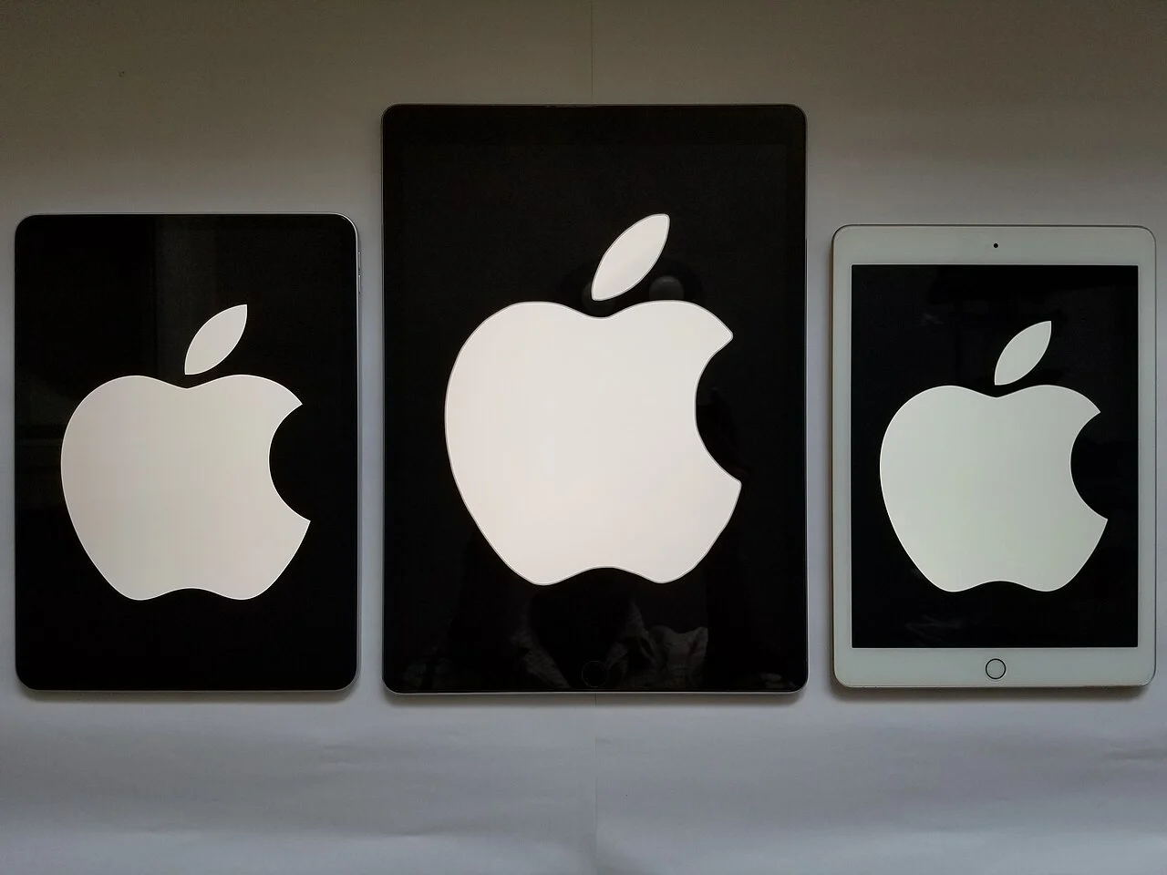 Apple iPad Tablet
